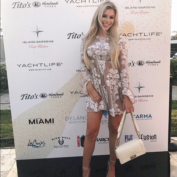 Meet your Posher, Lisa - Picture 1 of 1